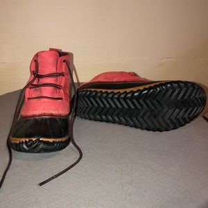 Sorel Short Boots